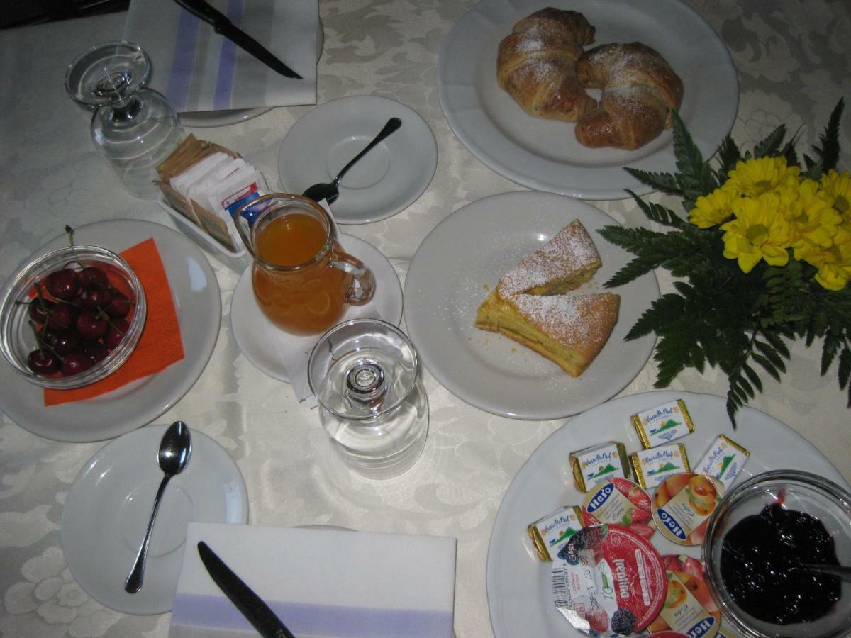 Locanda "Alla Rosa" Lusiana Exterior foto