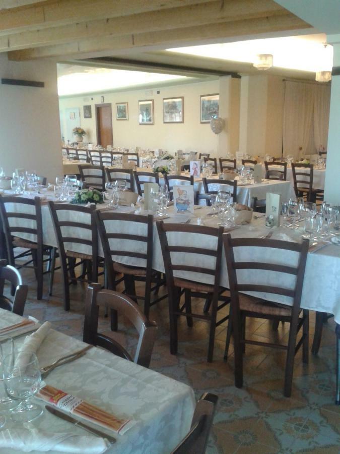 Locanda "Alla Rosa" Lusiana Exterior foto